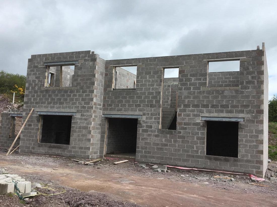 Blockwork shell before stone cladding
